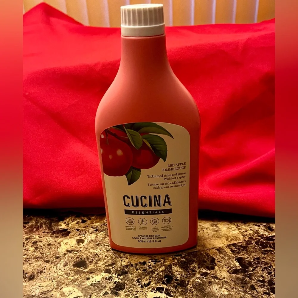 Cucina Dish Wash Spray Red Aople